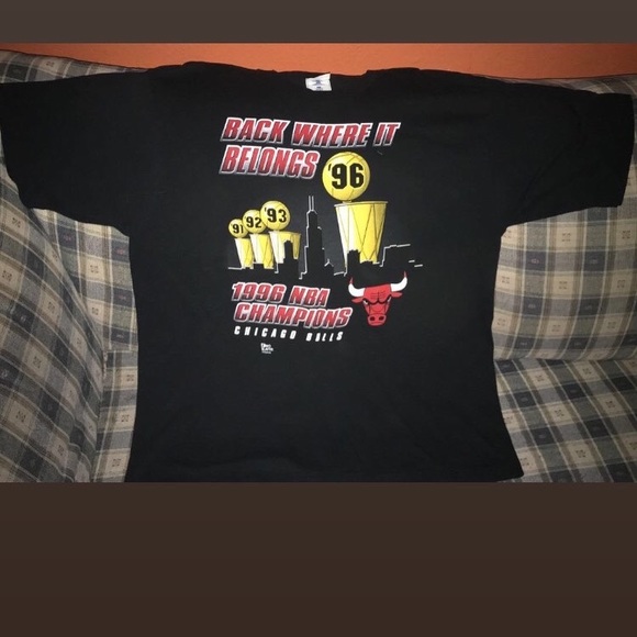 1996 Chicago Bulls Championship Tee - Picture 1 of 1
